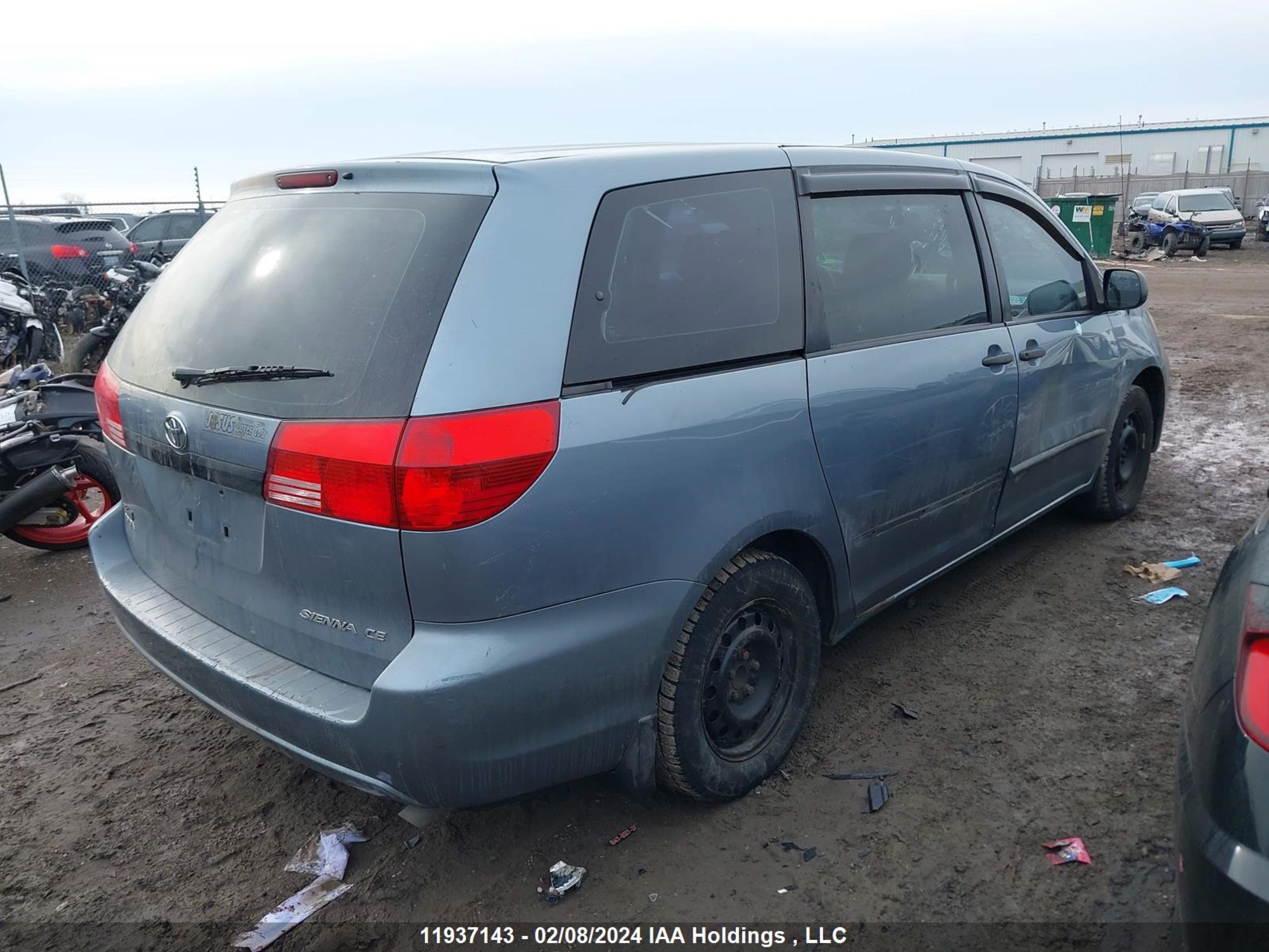 Photo 3 VIN: 5TDZA29C54S094070 - TOYOTA SIENNA 