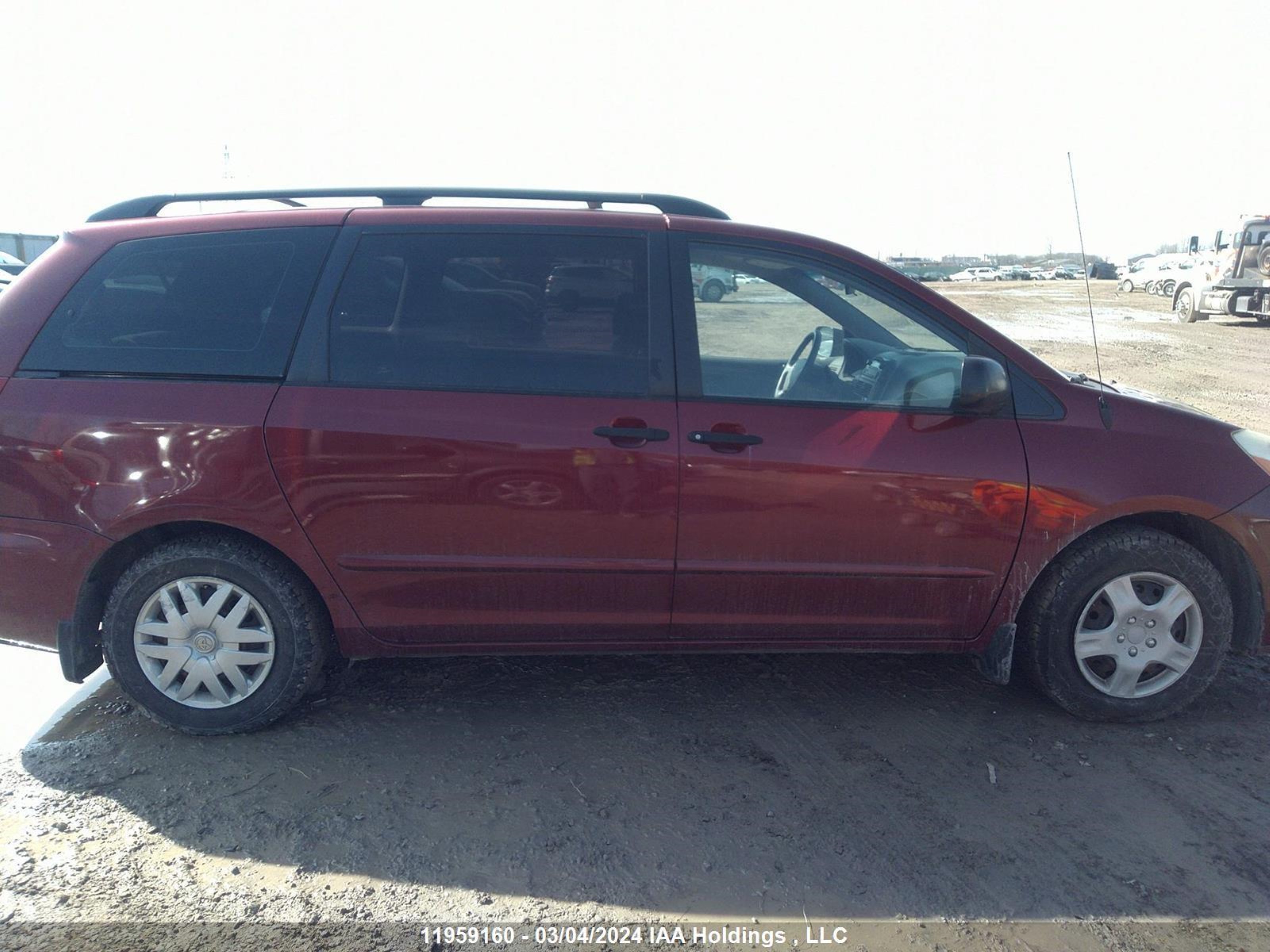 Photo 12 VIN: 5TDZA29C56S476280 - TOYOTA SIENNA 