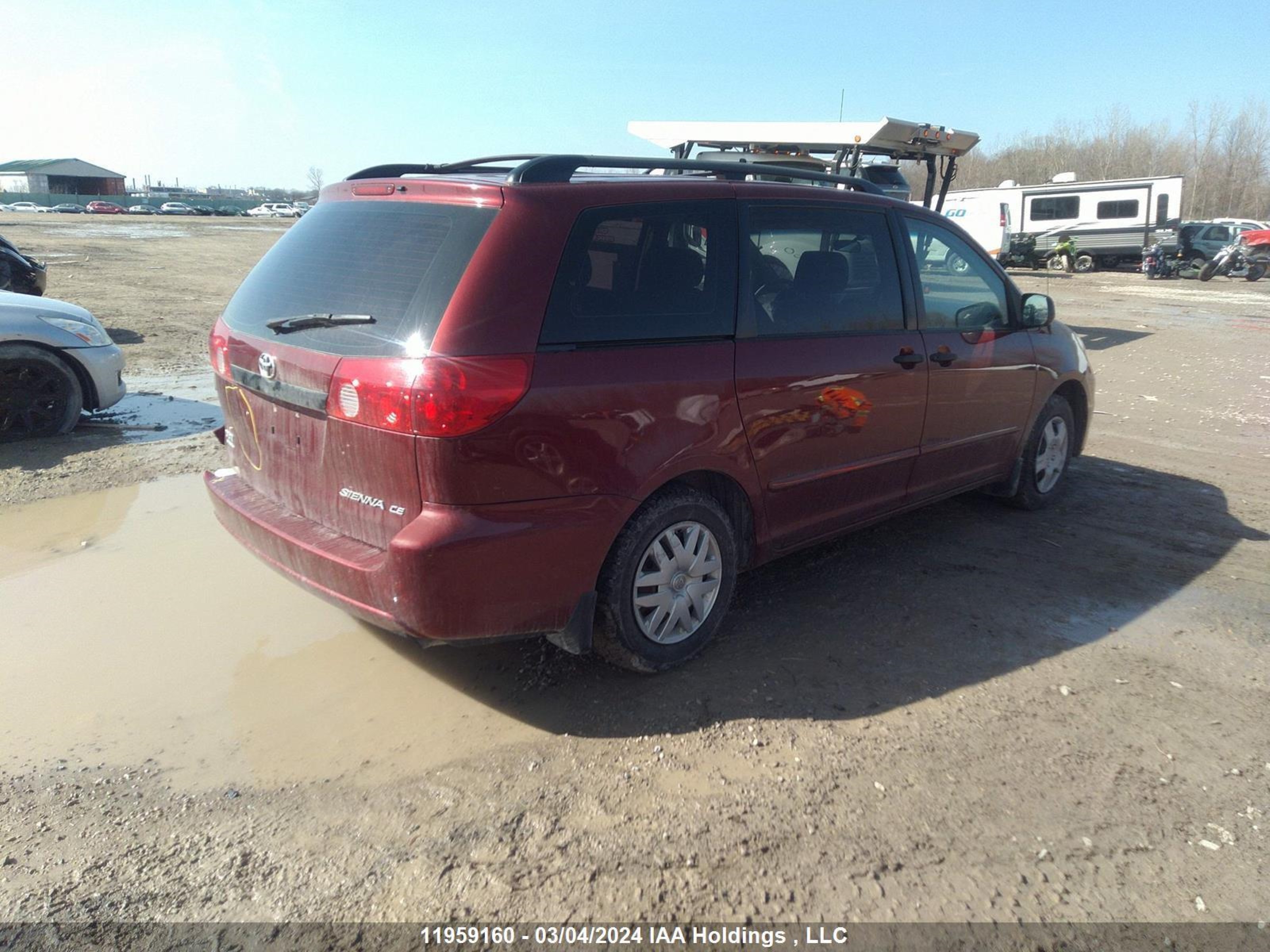 Photo 3 VIN: 5TDZA29C56S476280 - TOYOTA SIENNA 