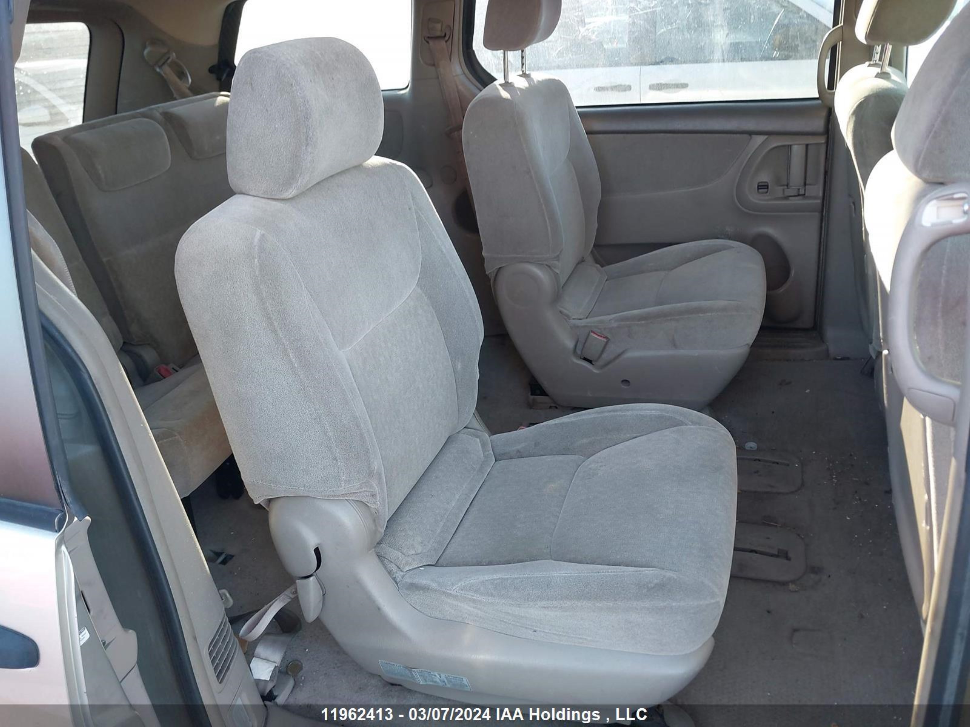 Photo 7 VIN: 5TDZA29C64S014615 - TOYOTA SIENNA 