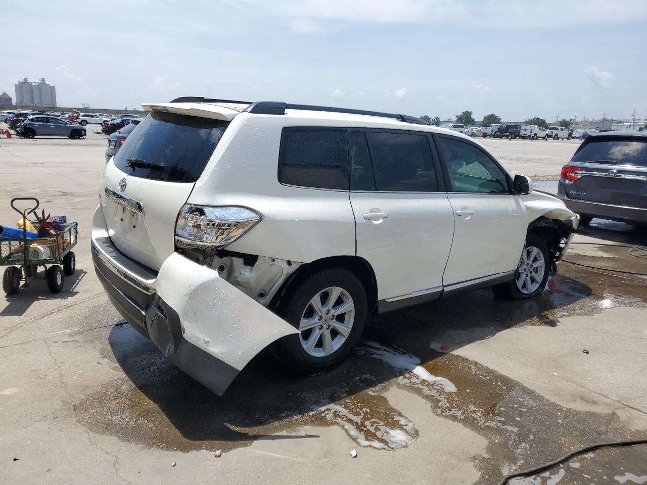 Photo 2 VIN: 5TDZA3EH3DS041570 - TOYOTA HIGHLANDER 