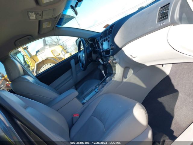 Photo 4 VIN: 5TDZA3EH4DS044770 - TOYOTA HIGHLANDER 