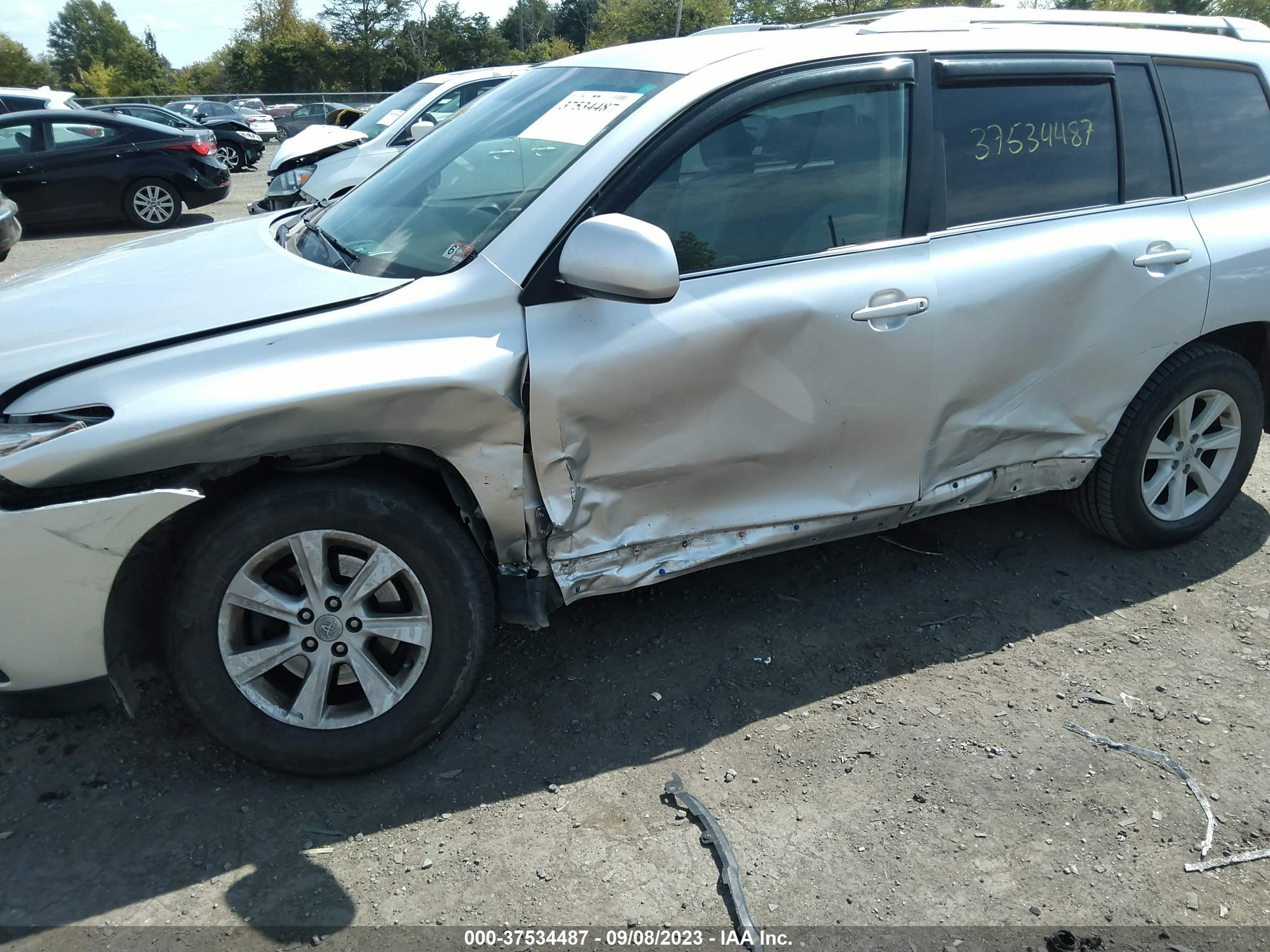 Photo 5 VIN: 5TDZA3EH5DS034555 - TOYOTA HIGHLANDER 