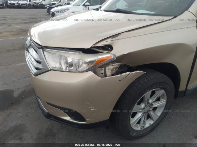 Photo 5 VIN: 5TDZA3EH8CS023595 - TOYOTA HIGHLANDER 