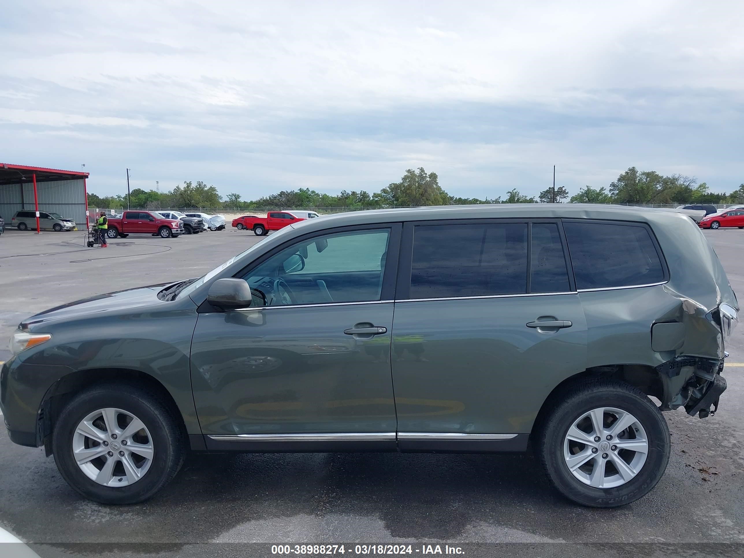 Photo 14 VIN: 5TDZA3EH9DS041136 - TOYOTA HIGHLANDER 