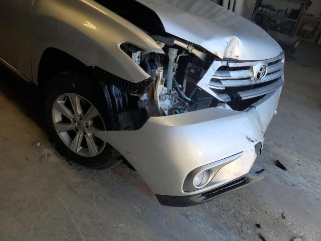 Photo 8 VIN: 5TDZA3EHXBS008837 - TOYOTA HIGHLANDER 