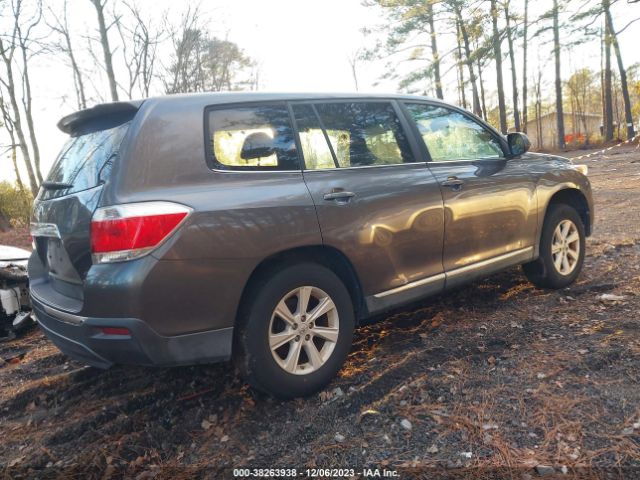 Photo 3 VIN: 5TDZA3EHXDS046622 - TOYOTA HIGHLANDER 