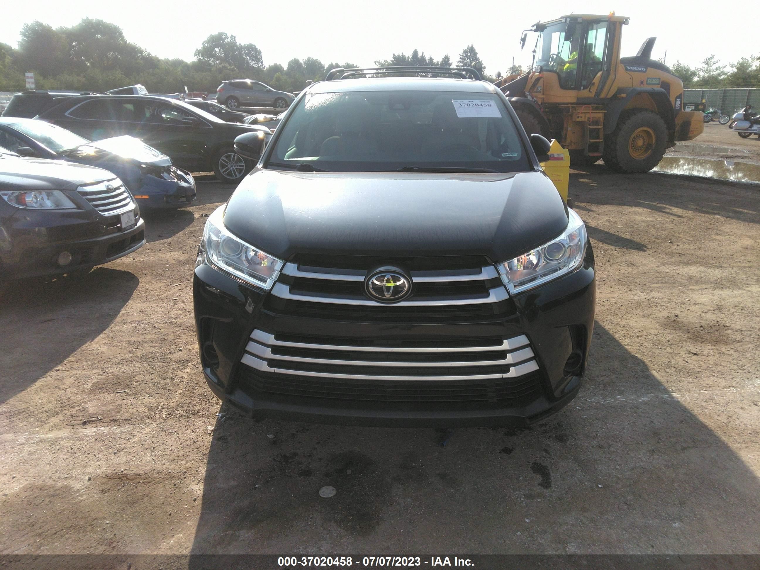 Photo 11 VIN: 5TDZARFH2HS025769 - TOYOTA HIGHLANDER 