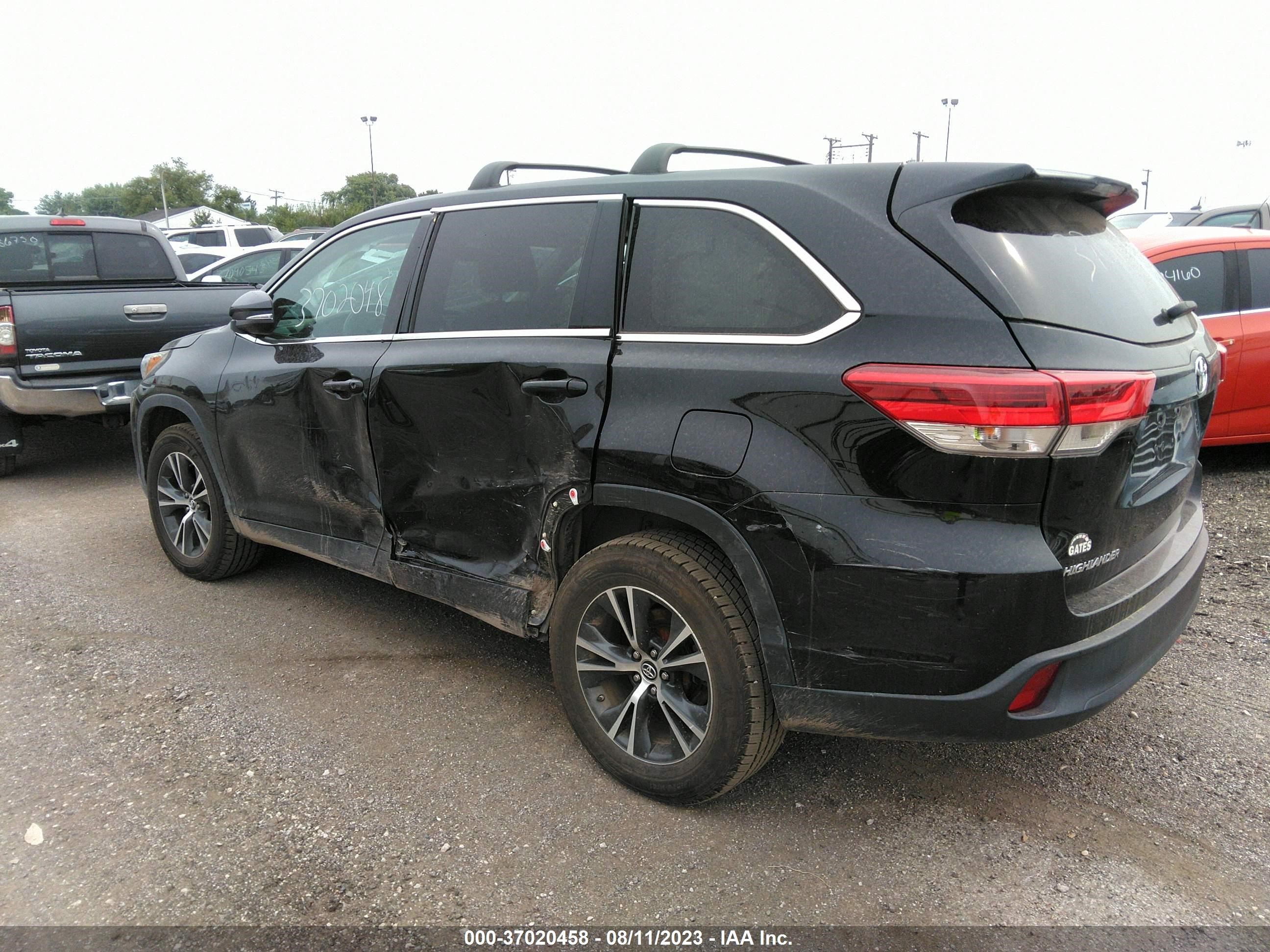 Photo 2 VIN: 5TDZARFH2HS025769 - TOYOTA HIGHLANDER 