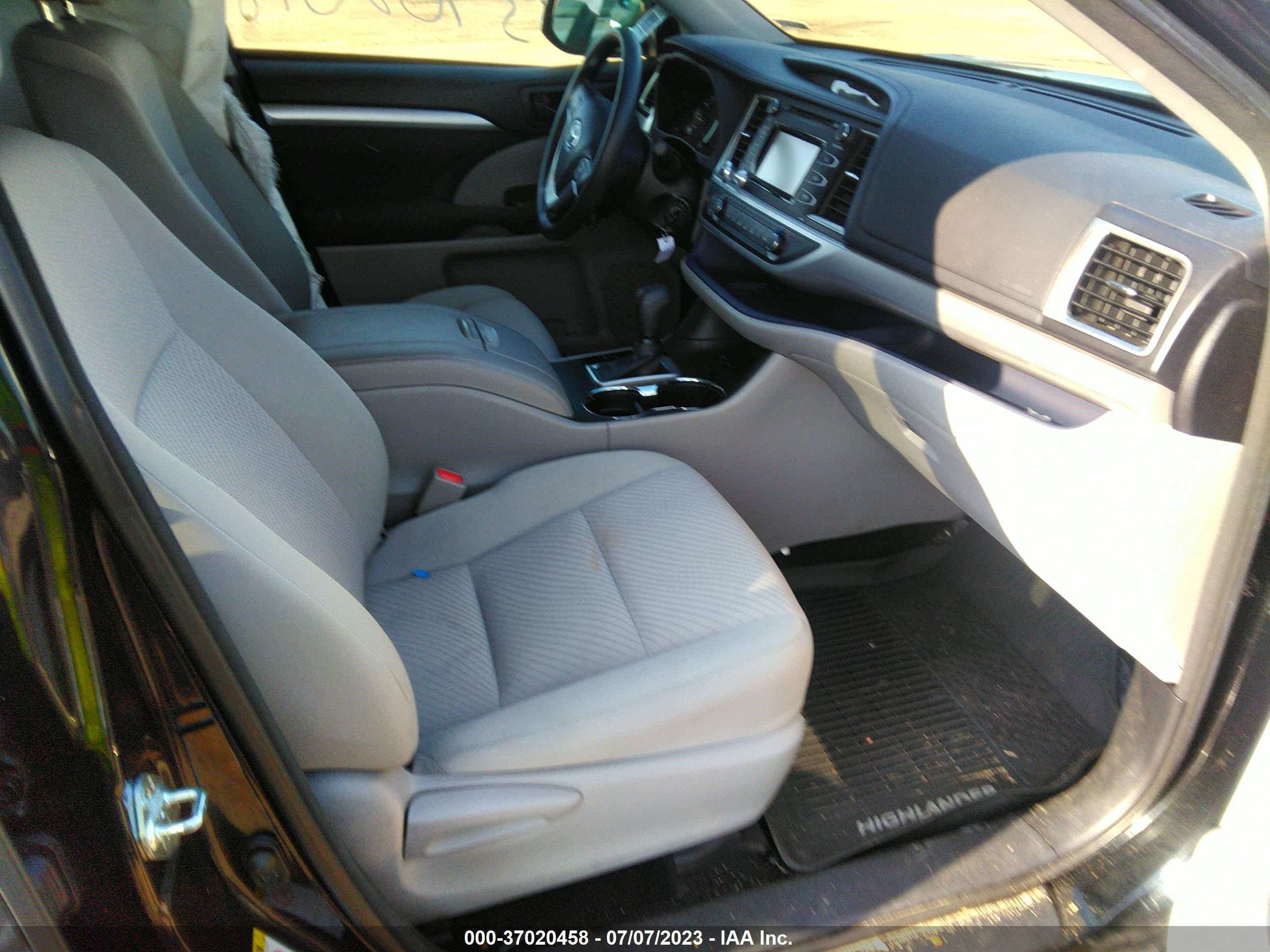 Photo 4 VIN: 5TDZARFH2HS025769 - TOYOTA HIGHLANDER 