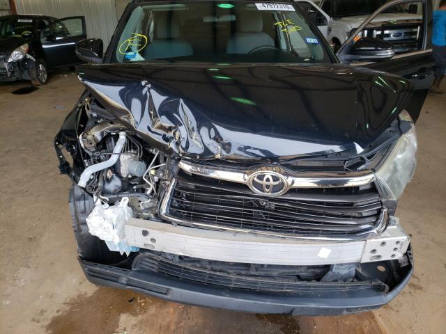 Photo 6 VIN: 5TDZARFH3FS011067 - TOYOTA HIGHLANDER 