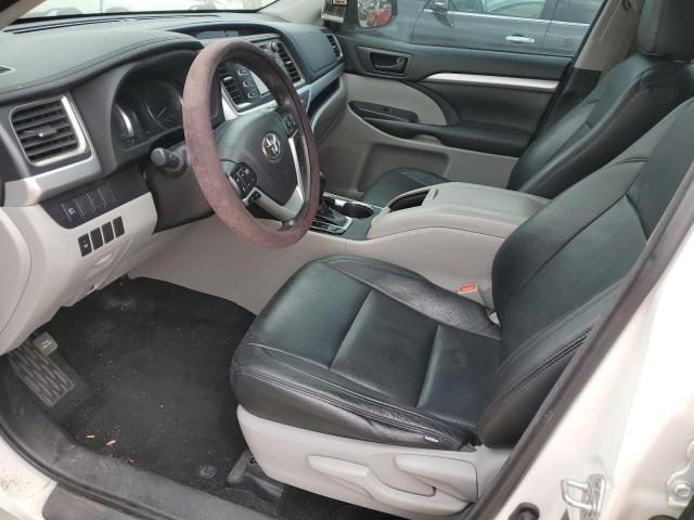 Photo 6 VIN: 5TDZARFH4JS038917 - TOYOTA HIGHLANDER 