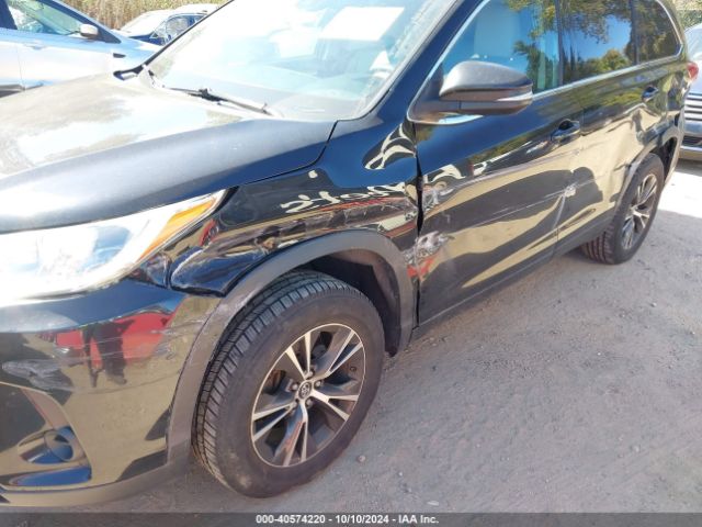 Photo 5 VIN: 5TDZARFH4JS040845 - TOYOTA HIGHLANDER 