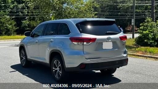 Photo 2 VIN: 5TDZARFH4KS054763 - TOYOTA HIGHLANDER 