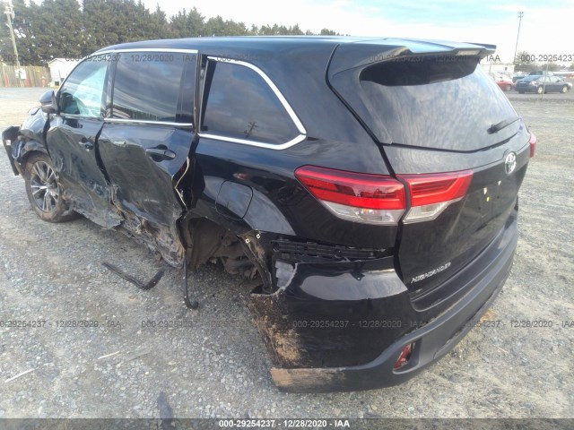 Photo 2 VIN: 5TDZARFH5JS040885 - TOYOTA HIGHLANDER 