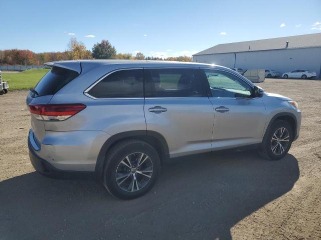 Photo 2 VIN: 5TDZARFH5KS061110 - TOYOTA HIGHLANDER 