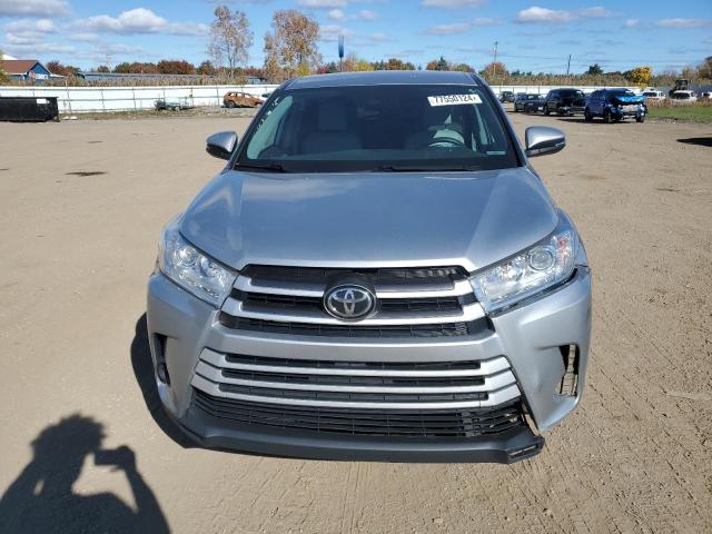 Photo 4 VIN: 5TDZARFH5KS061110 - TOYOTA HIGHLANDER 