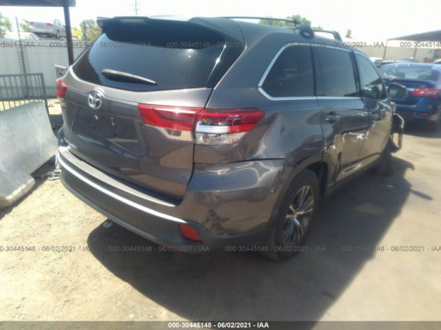 Photo 3 VIN: 5TDZARFH6JS034397 - TOYOTA HIGHLANDER 