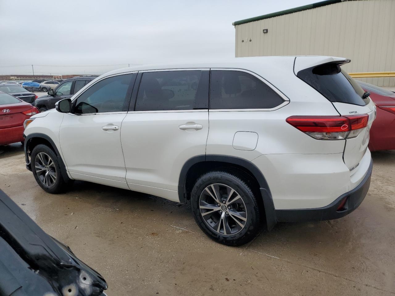 Photo 1 VIN: 5TDZARFH6JS036683 - TOYOTA HIGHLANDER 