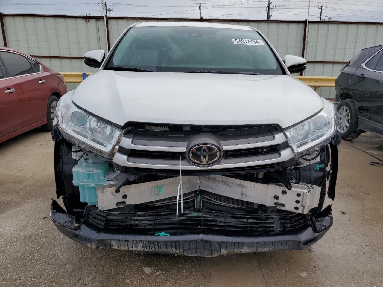 Photo 4 VIN: 5TDZARFH6JS036683 - TOYOTA HIGHLANDER 