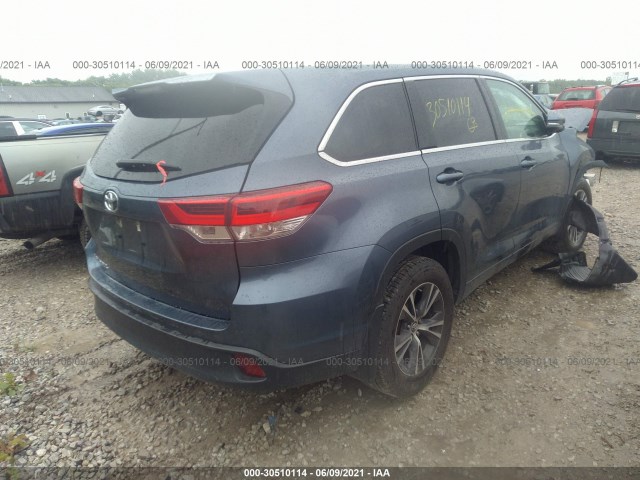 Photo 3 VIN: 5TDZARFH6JS037851 - TOYOTA HIGHLANDER 