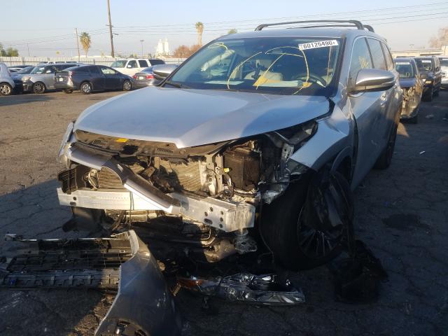 Photo 1 VIN: 5TDZARFH6KS049077 - TOYOTA HIGHLANDER 