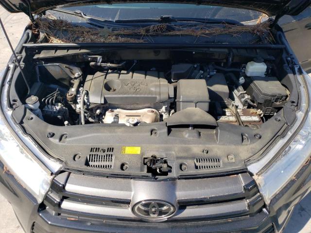 Photo 11 VIN: 5TDZARFH7JS038801 - TOYOTA HIGHLANDER 