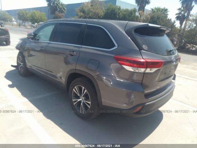 Photo 2 VIN: 5TDZARFH8HS026473 - TOYOTA HIGHLANDER 