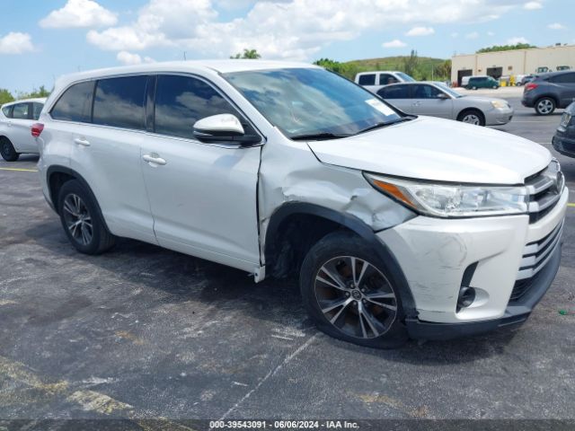 Photo 5 VIN: 5TDZARFH8JS034823 - TOYOTA HIGHLANDER 