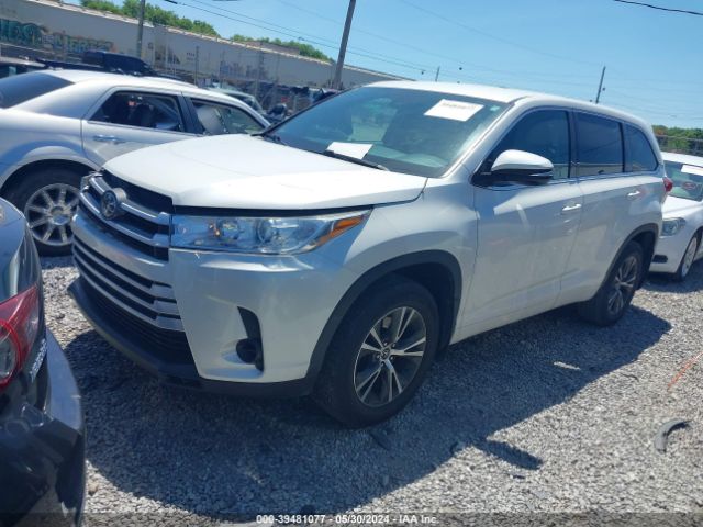 Photo 1 VIN: 5TDZARFH8JS039732 - TOYOTA HIGHLANDER 