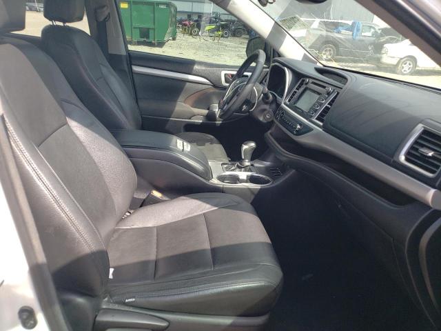 Photo 4 VIN: 5TDZARFH9HS027955 - TOYOTA HIGHLANDER 