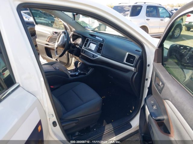 Photo 4 VIN: 5TDZARFH9KS044245 - TOYOTA HIGHLANDER 