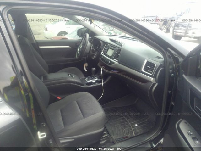 Photo 4 VIN: 5TDZARFH9KS050465 - TOYOTA HIGHLANDER 