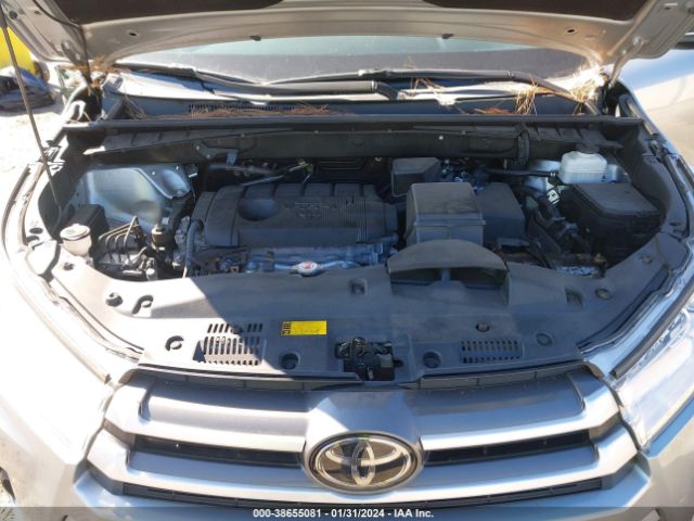 Photo 9 VIN: 5TDZARFHXKS048871 - TOYOTA HIGHLANDER 