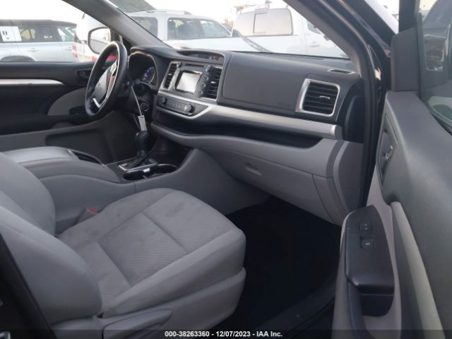 Photo 4 VIN: 5TDZARFHXKS058283 - TOYOTA HIGHLANDER 