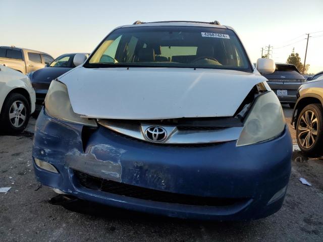 Photo 4 VIN: 5TDZK22C07S042812 - TOYOTA SIENNA XLE 