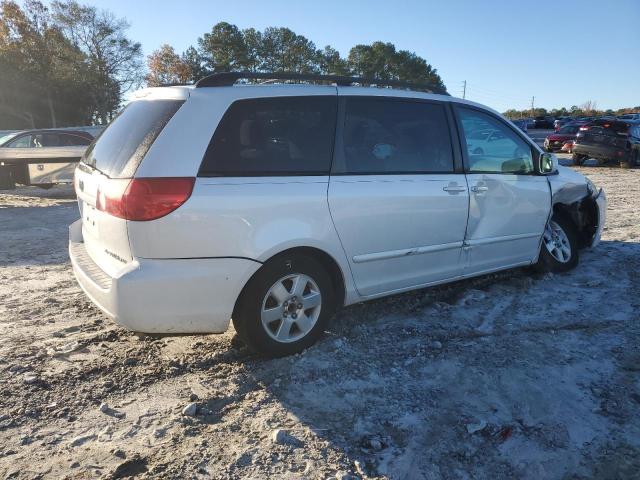 Photo 2 VIN: 5TDZK22C07S057858 - TOYOTA SIENNA XLE 