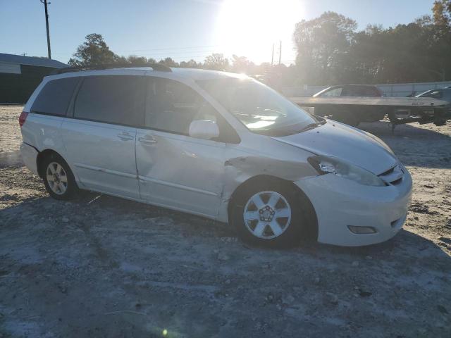 Photo 3 VIN: 5TDZK22C07S057858 - TOYOTA SIENNA XLE 