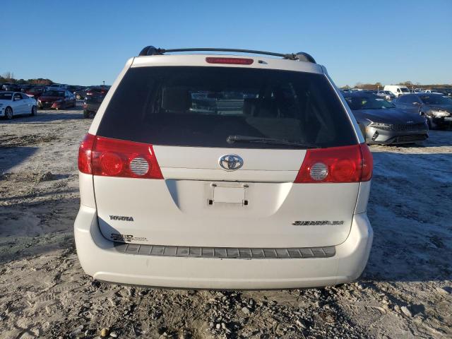 Photo 5 VIN: 5TDZK22C07S057858 - TOYOTA SIENNA XLE 