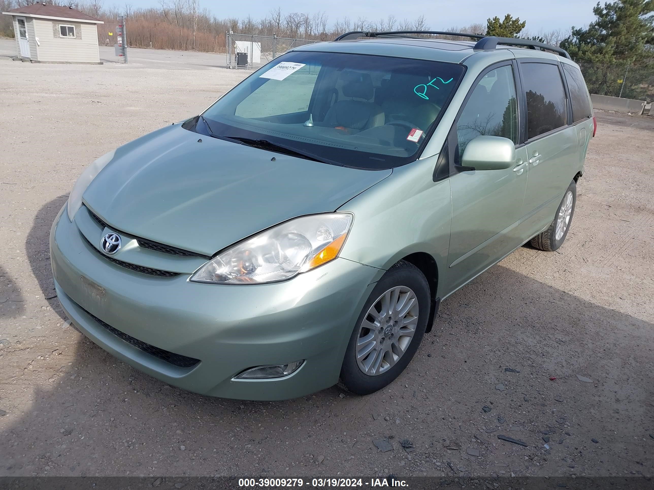 Photo 1 VIN: 5TDZK22C07S078337 - TOYOTA SIENNA 