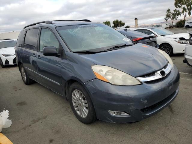 Photo 3 VIN: 5TDZK22C08S128672 - TOYOTA SIENNA XLE 