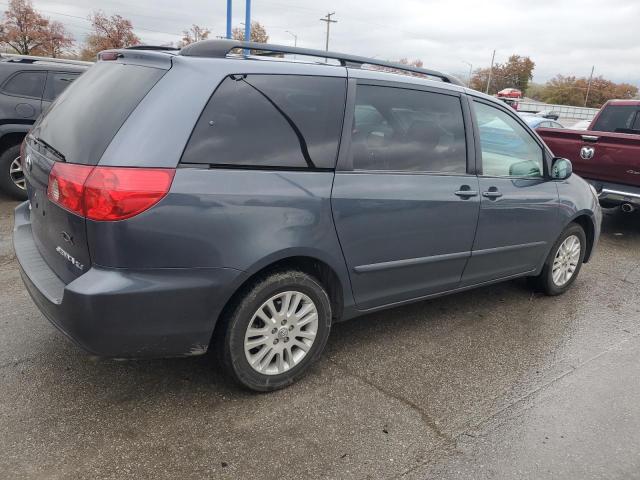 Photo 2 VIN: 5TDZK22C08S131930 - TOYOTA SIENNA XLE 