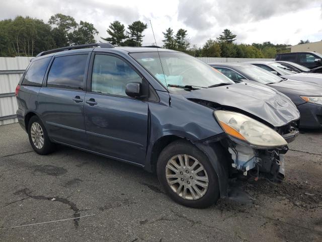 Photo 3 VIN: 5TDZK22C08S210658 - TOYOTA SIENNA XLE 