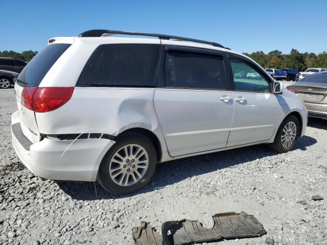 Photo 2 VIN: 5TDZK22C17S067542 - TOYOTA SIENNA XLE 