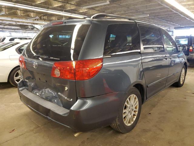 Photo 2 VIN: 5TDZK22C17S088231 - TOYOTA SIENNA XLE 