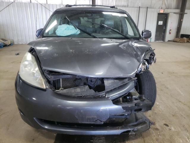 Photo 4 VIN: 5TDZK22C18S099957 - TOYOTA SIENNA 