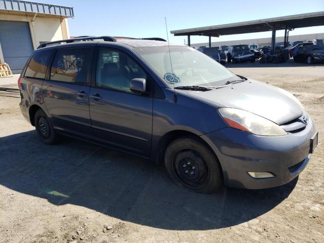 Photo 3 VIN: 5TDZK22C18S116336 - TOYOTA SIENNA XLE 