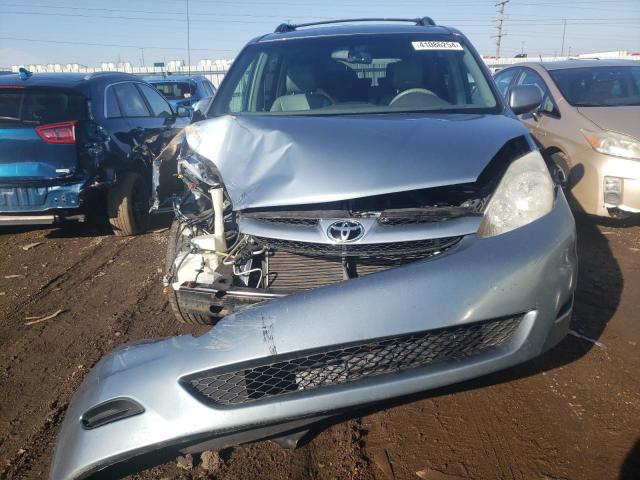 Photo 4 VIN: 5TDZK22C19S240219 - TOYOTA SIENNA XLE 