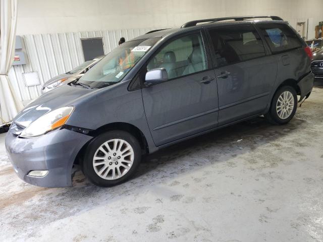 Photo 0 VIN: 5TDZK22C28S134070 - TOYOTA SIENNA XLE 