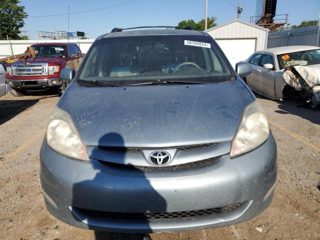 Photo 4 VIN: 5TDZK22C28S157588 - TOYOTA SIENNA XLE 